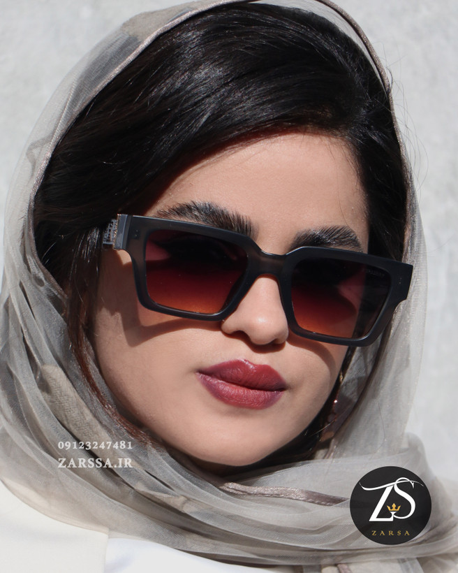 عینک آفتابی زنانه بربری کد D23-45
